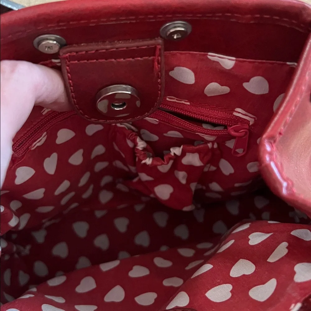 Red Embossed Leather Bucket Bag Metal Heart Handles Crossbody Handbag Purse - Picture 7 of 11